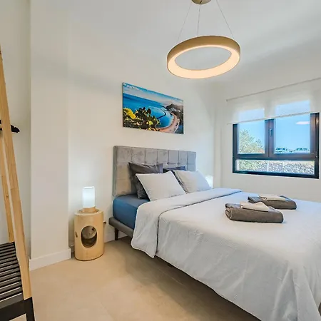 Exclusive New Townhouse In Playa Paraiso * Адехе