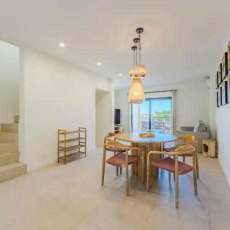 Дом отдыха Exclusive New Townhouse In Playa Paraiso *