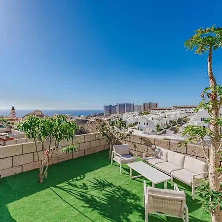 Exclusive New Townhouse In Playa Paraiso Адехе
